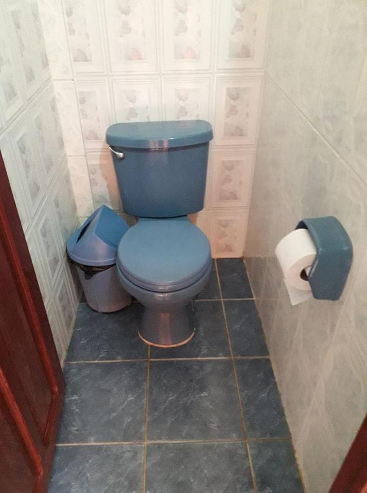 Hostal "La Roca" Уюни Екстериор снимка